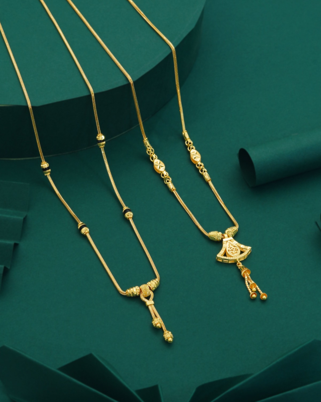 Gold jewellery piece