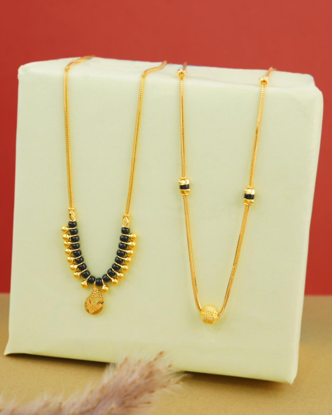 Gold jewellery piece