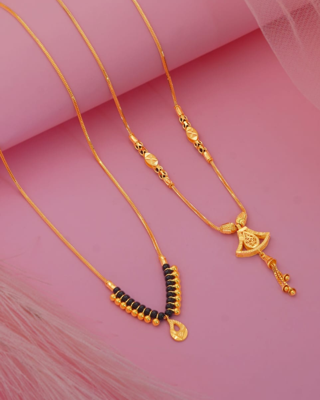Gold jewellery piece