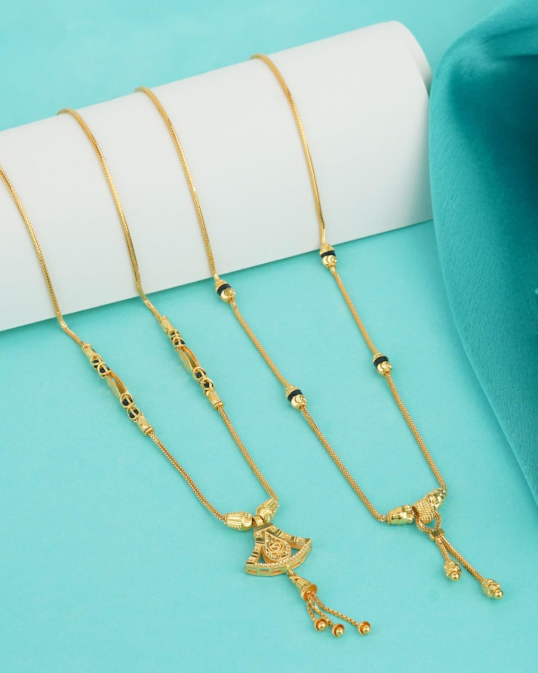 Gold jewellery piece